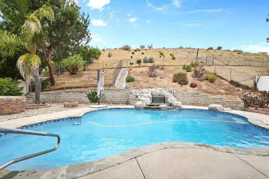 10114 Shenandoah Drive, Santee, CA 92071 - #2