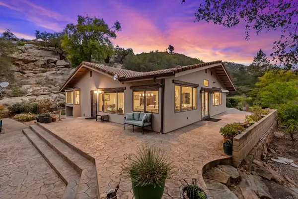 10-16108 Old Guejito Grade Rd Road, Escondido, CA 92027