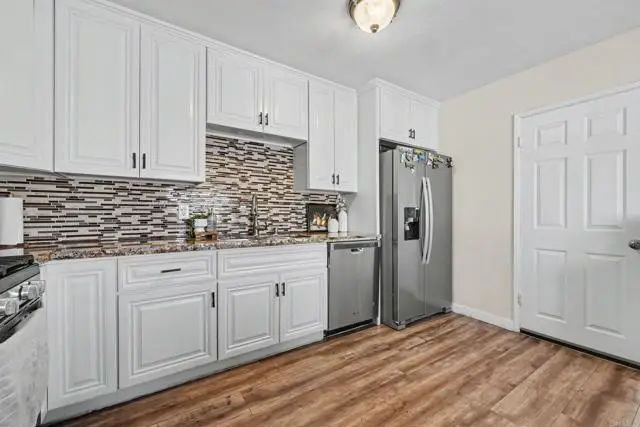 855 57 Franklin Avenue, El Cajon, CA 92020 - #3