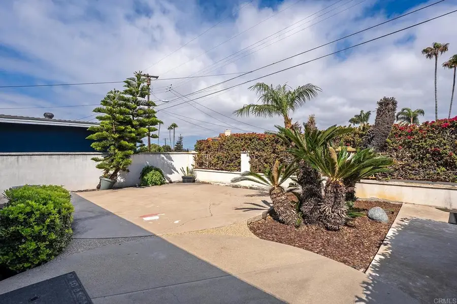 3026 Poinsettia Dr, San Diego, CA 92106 - #3