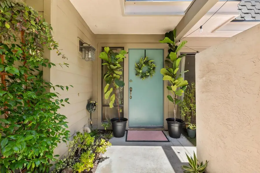5204 Caminito Solitario, San Diego, CA 92108 - #2