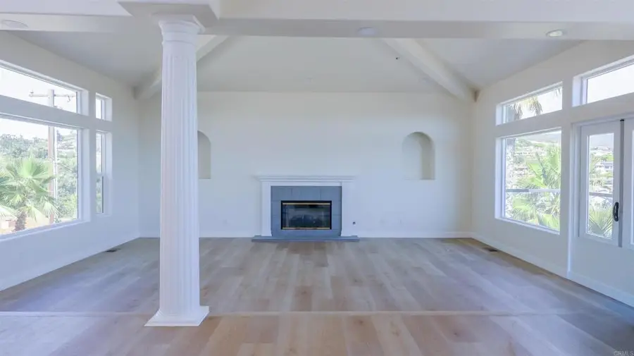 1522 Maxwell Lane, Vista, CA 92084 - #3