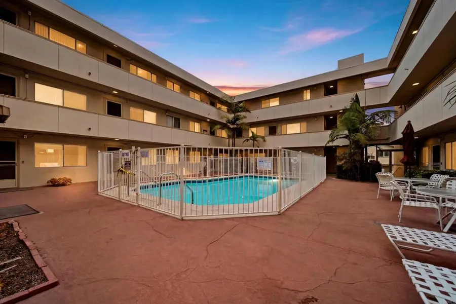 5015 Cape May Avenue #104, San Diego, CA 92107 - #3