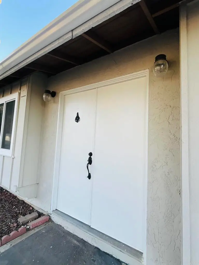 2554 Calle Serena, San Diego, CA 92139 - #2