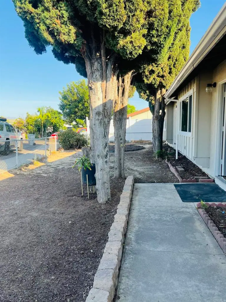 2554 Calle Serena, San Diego, CA 92139 - #3