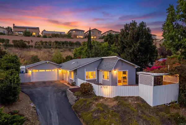8722 Vanguard Place, Lakeside, CA 92040