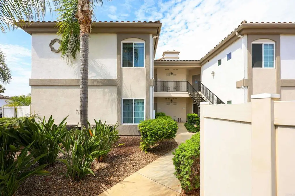 2724 Lake Pointe Drive #239, Spring Valley, CA 91977 - #1
