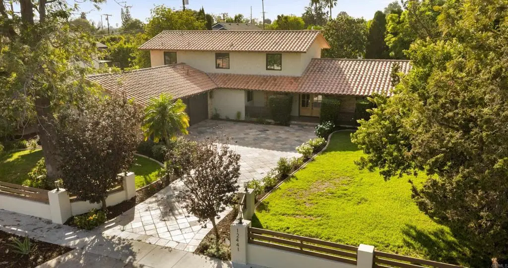 12441 La Bella Dr, North Tustin, CA 92705 - #1