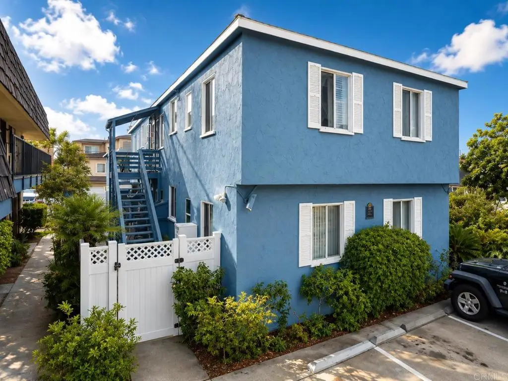 849 855 Emerald Street, San Diego, CA 92109 - #1