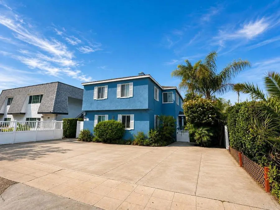 849 855 Emerald Street, San Diego, CA 92109 - #2