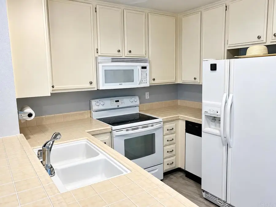 10400 Caminito Cuervo #255, San Diego, CA 92108 - #3