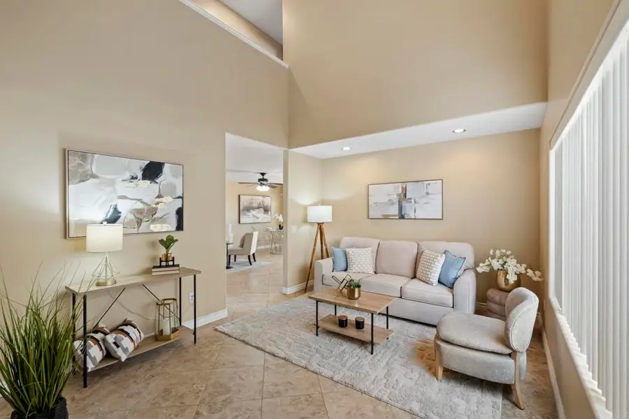 8950 Gateway View Ct, El Cajon, CA 92021 - #2