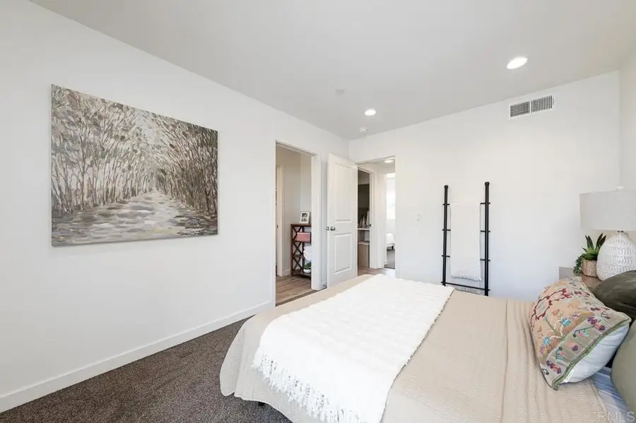 2238 Calle Chanate, San Diego, CA 92139 - #3