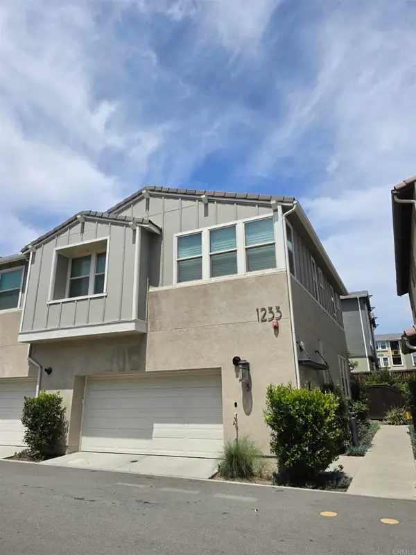 1233 Calle Pomelo #3, Chula Vista, CA 91913