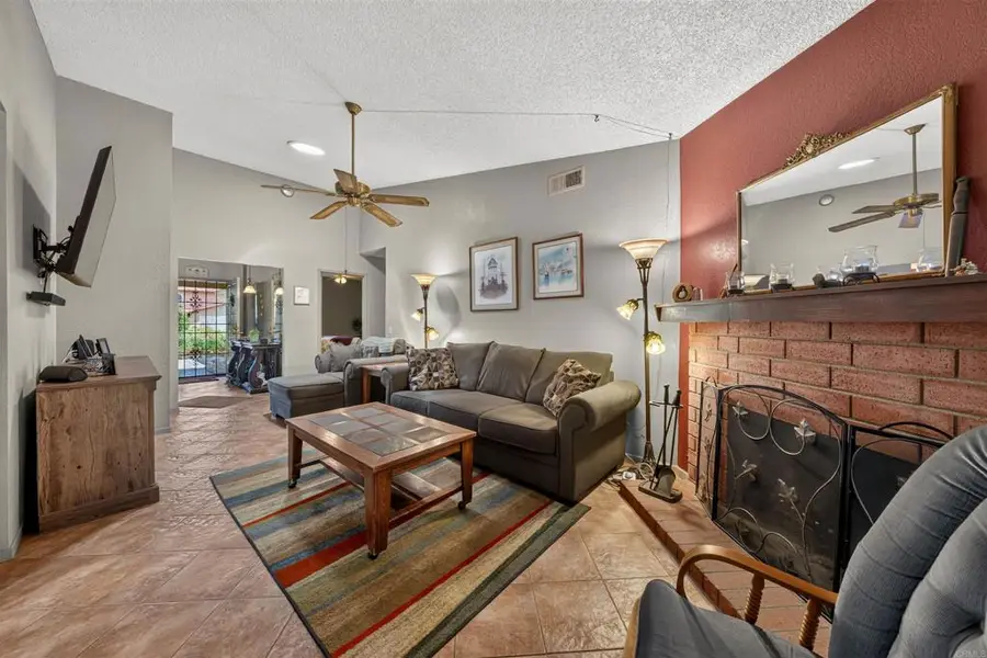 10131 Tres Lagos Court, Spring Valley, CA 91977 - #2