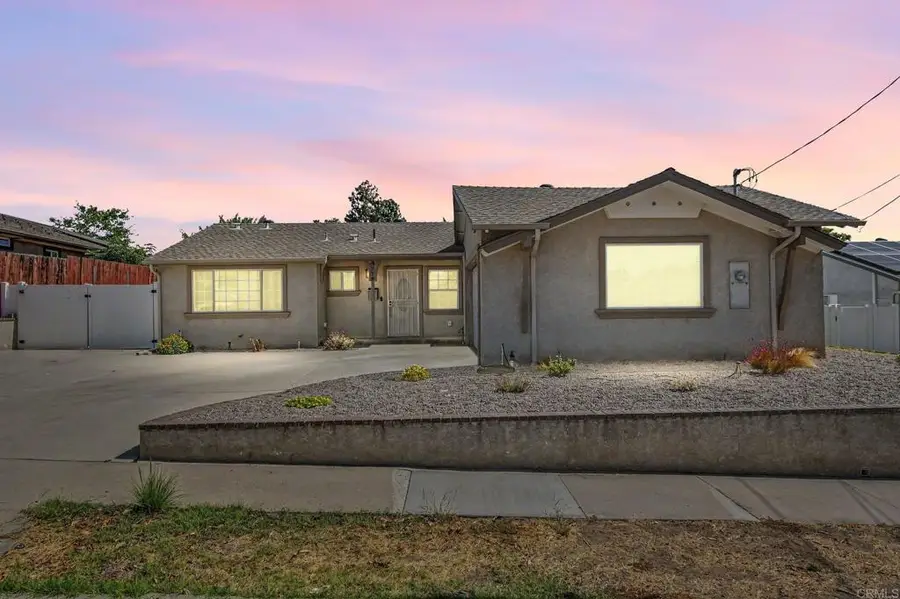 8378 Lake Ashwood Avenue, San Diego, CA 92119 - #2