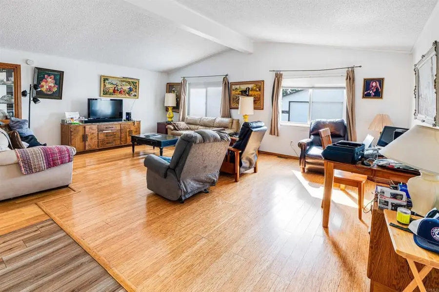 635 Via Santa Paulo, Vista, CA 92081 - #3
