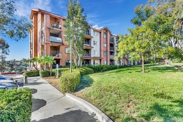 5980 Dandridge Lane #225, San Diego, CA 92115