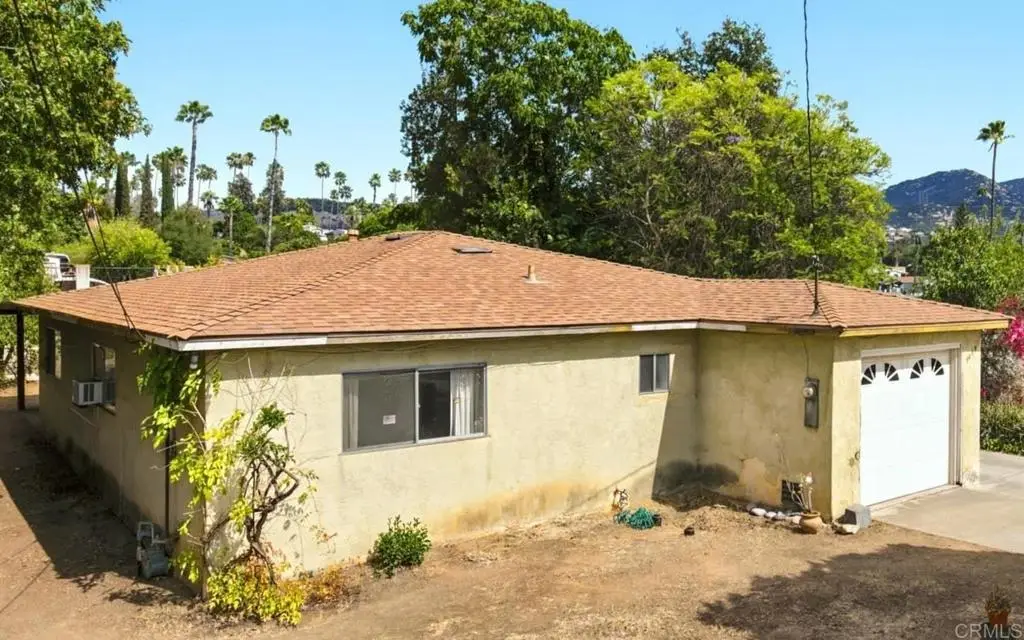 9049 Bubbling Wells Rd, Lakeside, CA 92040 - #1