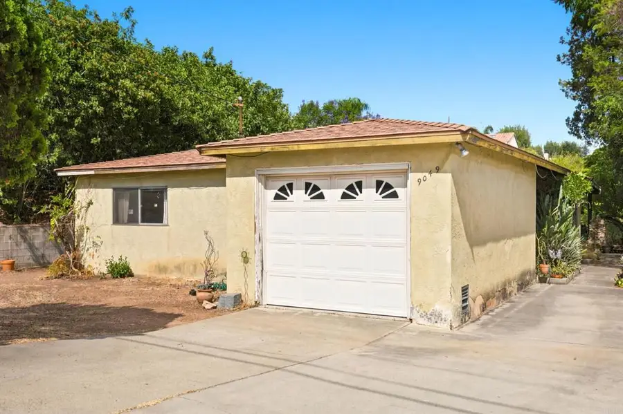 9049 Bubbling Wells Rd, Lakeside, CA 92040 - #2