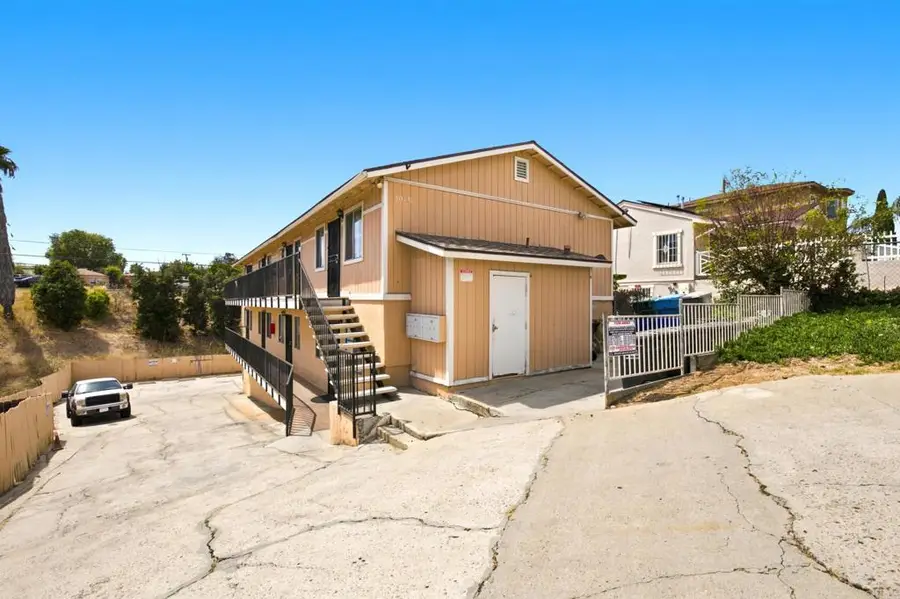 3018 44th Street, San Diego, CA 92105 - #2