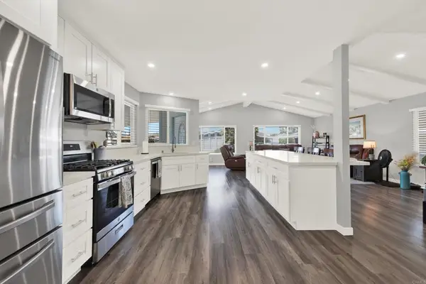9255 N Magnolia Ave #Spc 18, Santee, CA 92071