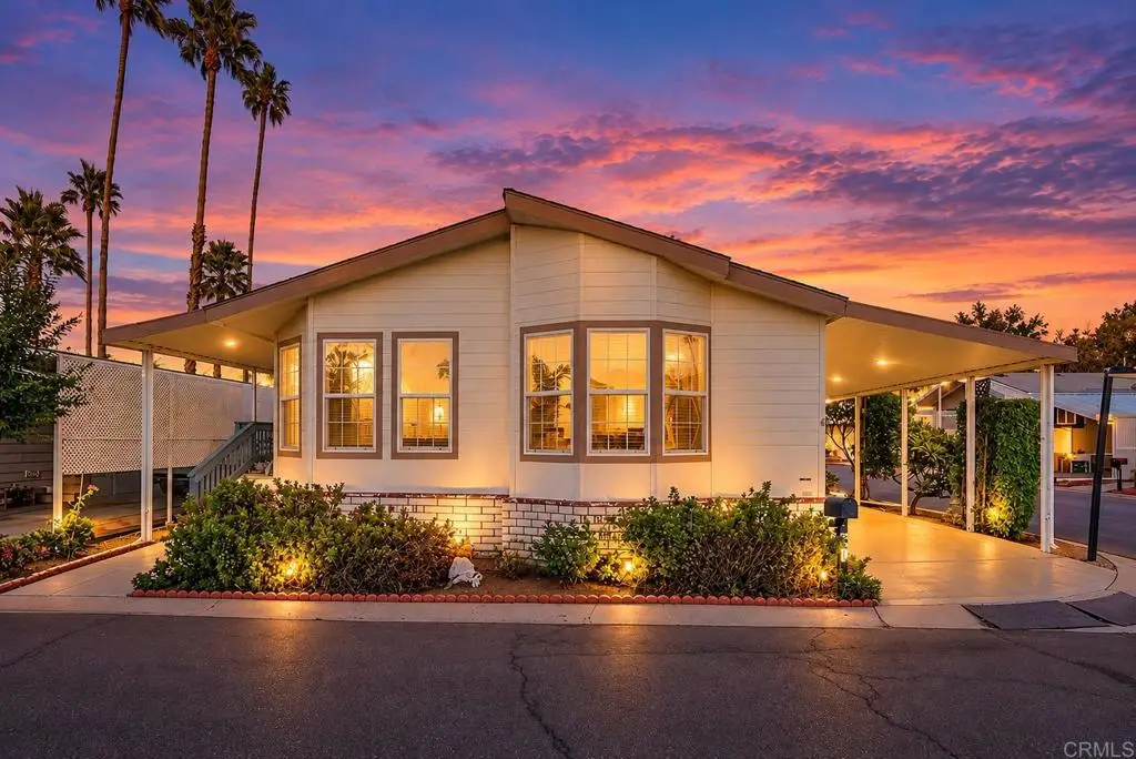 2300 E Valley Parkway #SPC 101, Escondido, CA 92027 - #1