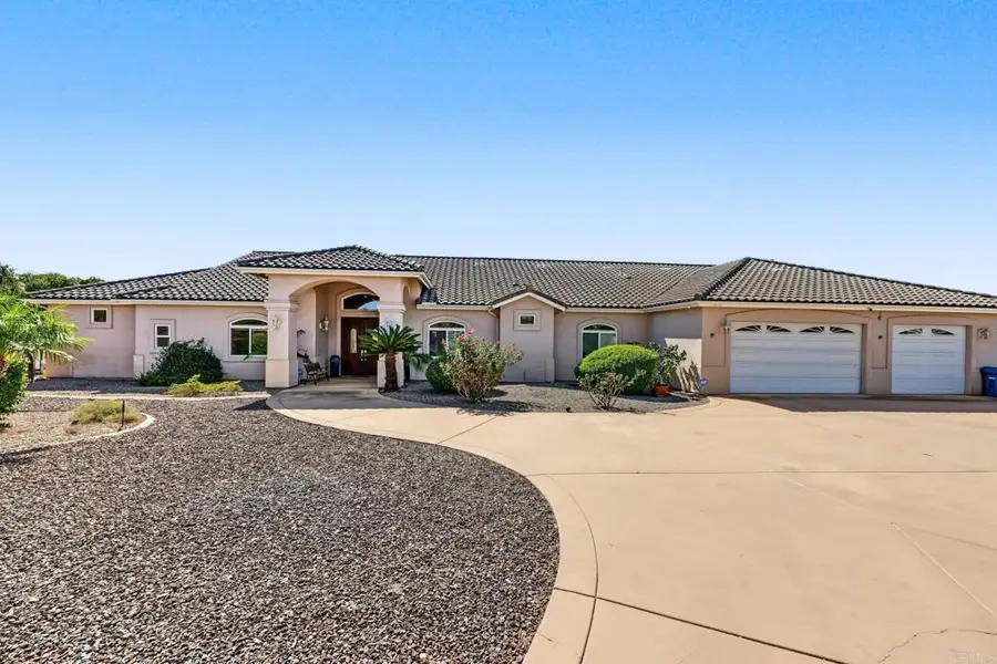 11690 Minneola Circle, Valley Center, CA 92082 - #2