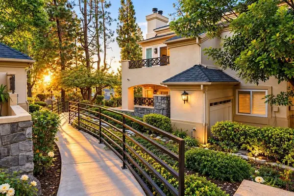 2005 Lakeridge Circle #103, Chula Vista, CA 91913