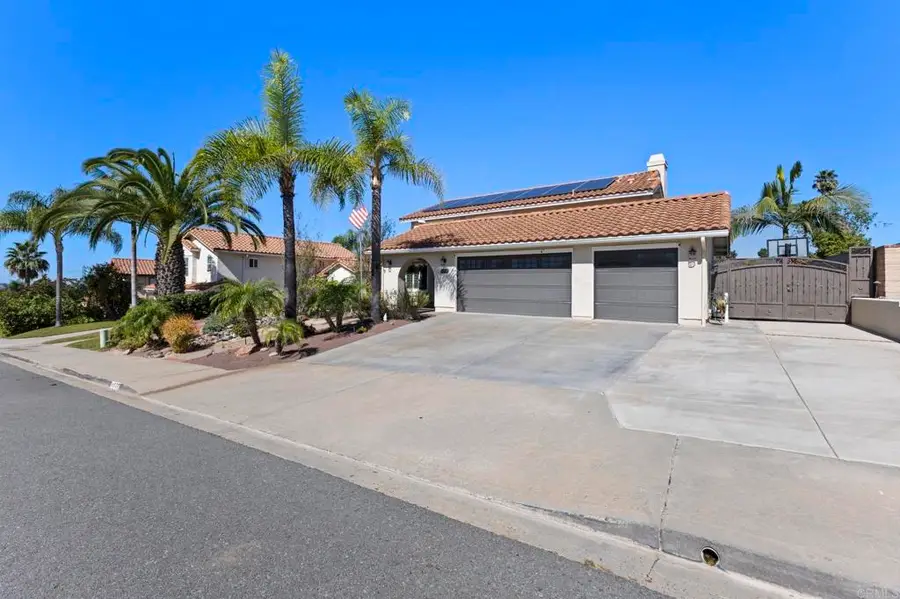 1777 Ridge Creek Dr, Bonita, CA 91902 - #2