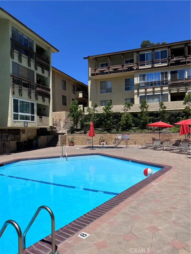 5600 Kensington Way #209, Culver City, CA 90230 - Image #3