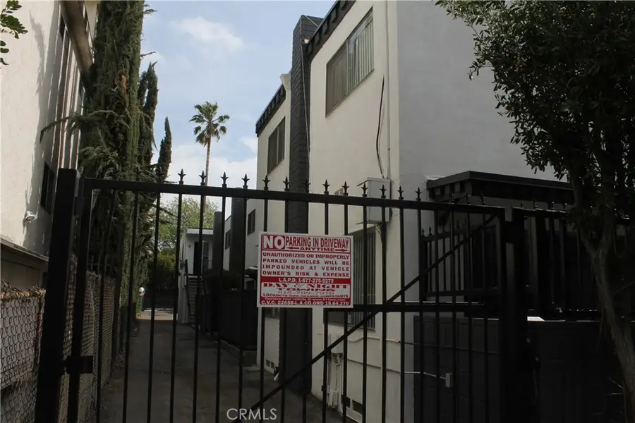 5236 Kester Avenue #6, Sherman Oaks, CA 91411 - #3