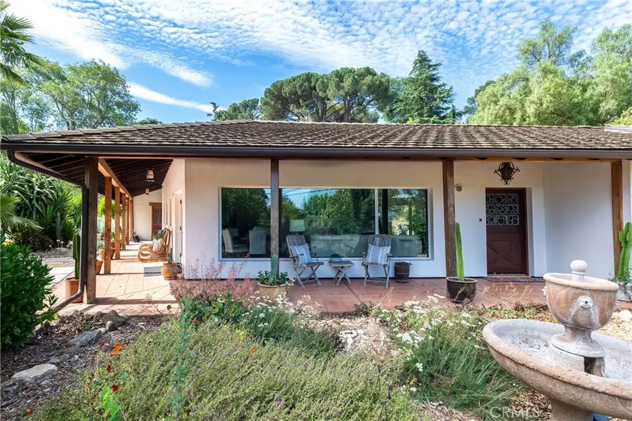 2 Chuckwagon Road, Rolling Hills, CA 90274 - #2