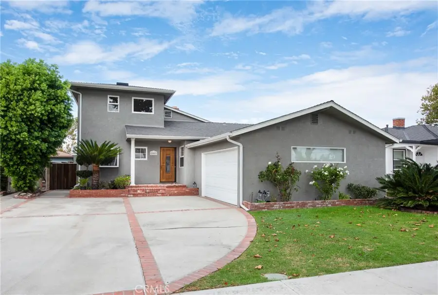 2007 W 180th Place, Torrance, CA 90504 - Image #2