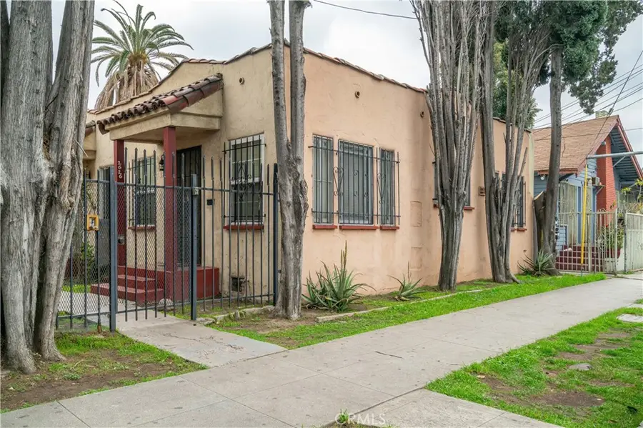 2626 Idell Street, Los Angeles, CA 90065 - #3