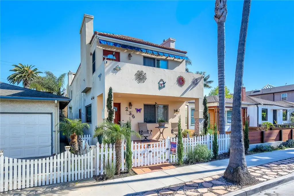 236 8th St, Seal Beach, CA 90740 - #1