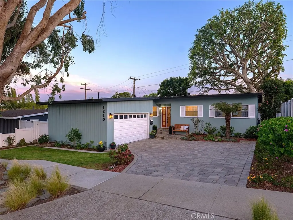 1210 Keats Street, Manhattan Beach, CA 90266 - #1
