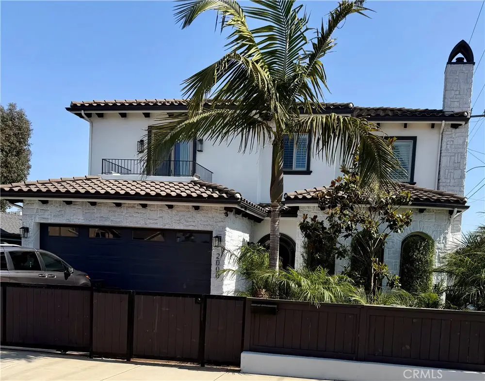 2000 Robinson St W, Redondo Beach, CA 90278 - #1