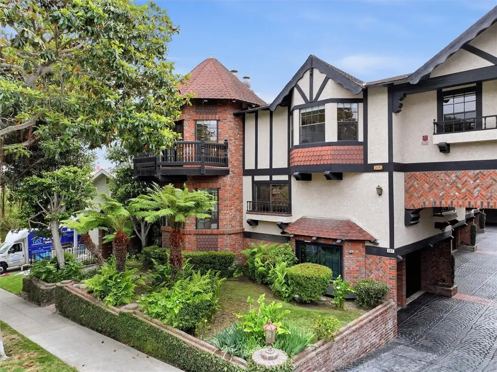 227 S Irena Avenue #1, Redondo Beach, CA 90277 - #1