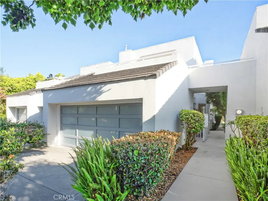 690 Harbor Street #4, Venice, CA 90291 - #2