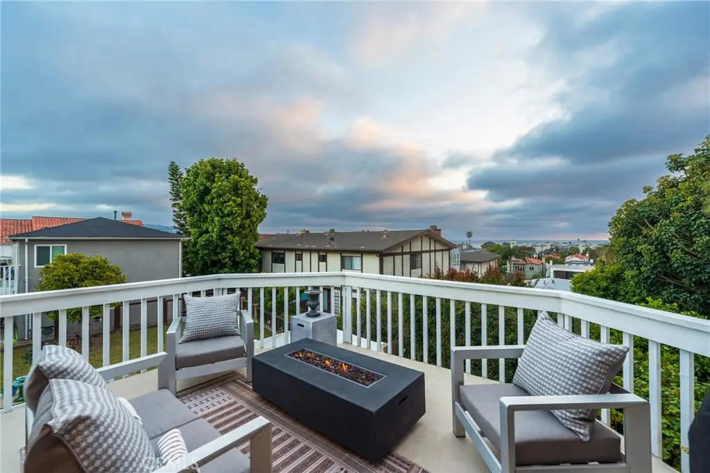 217 S Helberta Avenue #5, Redondo Beach, CA 90277 - #1