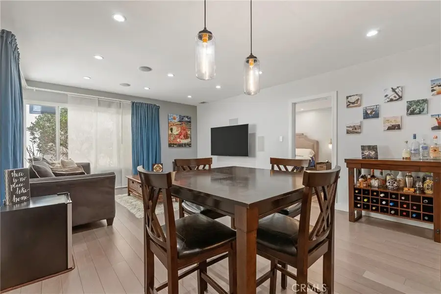 21 7th Place #510, Long Beach, CA 90802 - #3