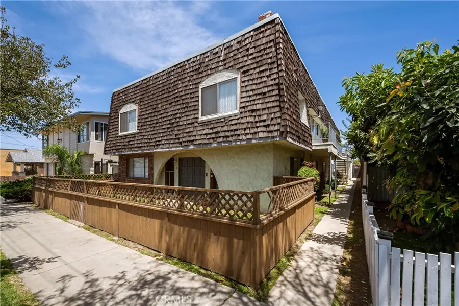 380 Temple Avenue, Long Beach, CA 90814 - #2