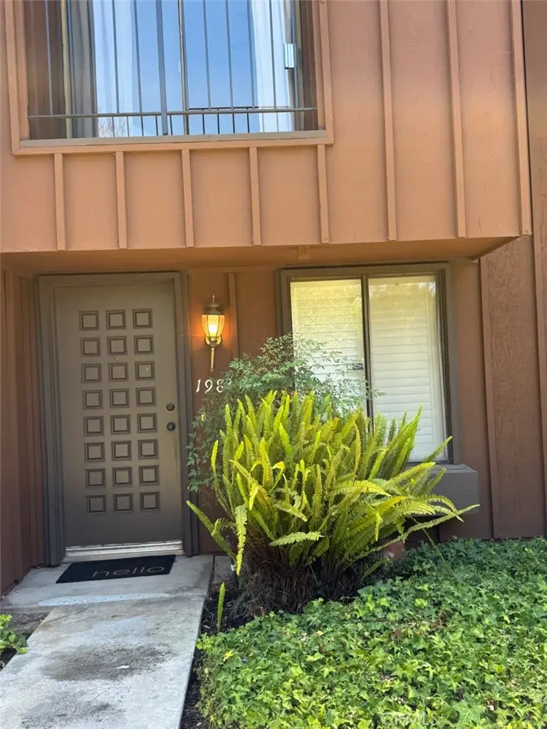 1983 Mount Shasta, San Pedro, CA 90732 - #2