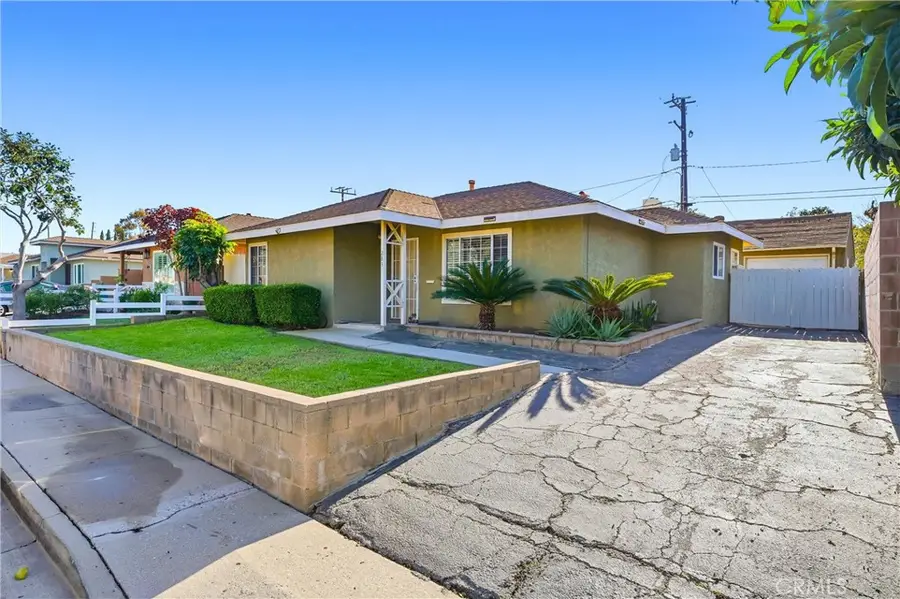 2834 Pacific Coast Highway, Torrance, CA 90505 - #2