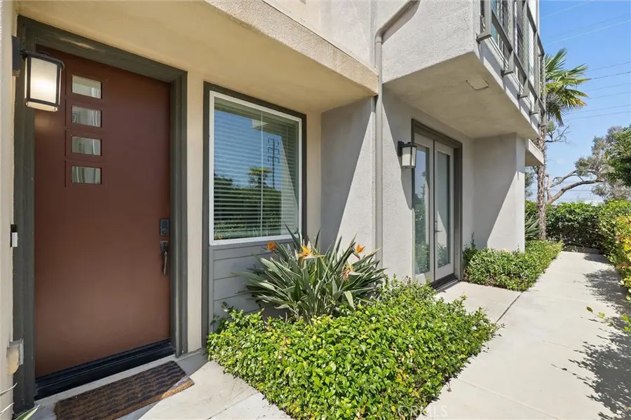 542 E Imperial Avenue, El Segundo, CA 90245 - #3