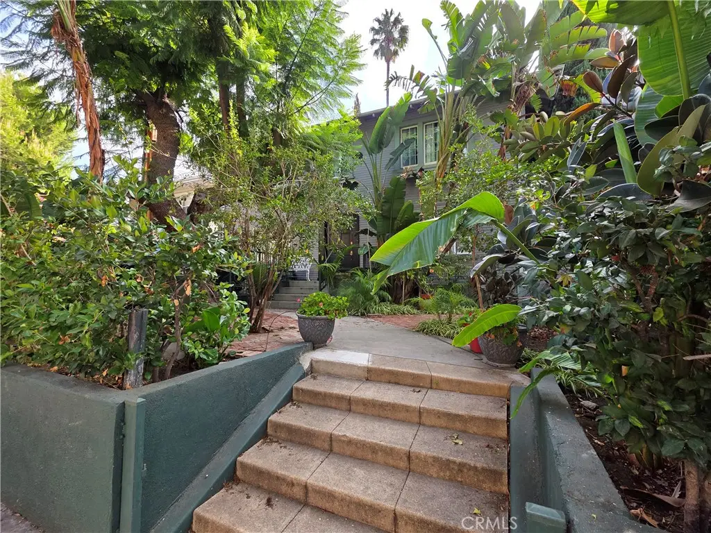 1900 Taft, Los Angeles, CA 90068 - #1