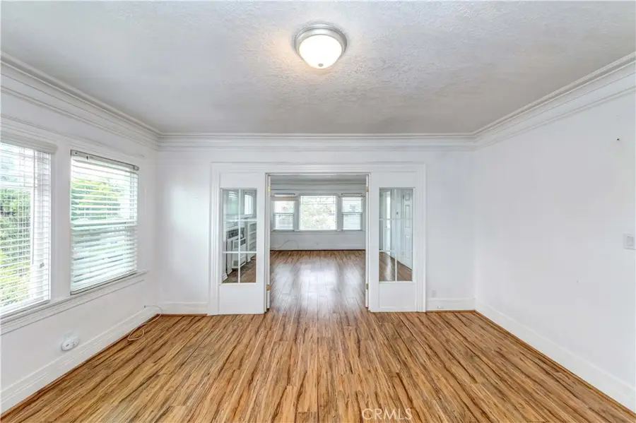 1308 S Van Ness Avenue, Los Angeles, CA 90019 - Image #3