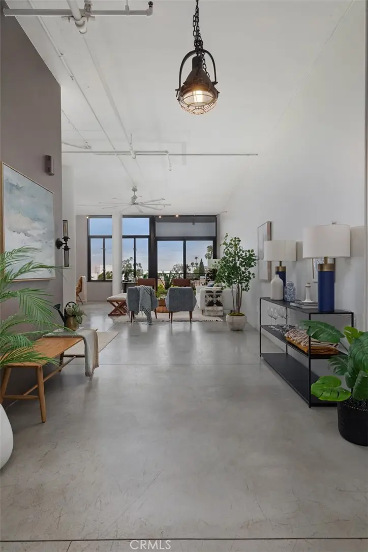 835 Locust Avenue #421, Long Beach, CA 90813 - #2