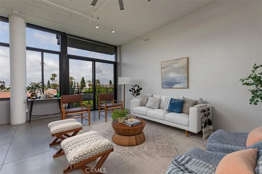 835 Locust Avenue #421, Long Beach, CA 90813 - #3